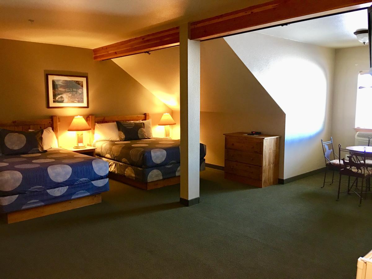 Boulder Creek Inn Donnelly Exteriör bild